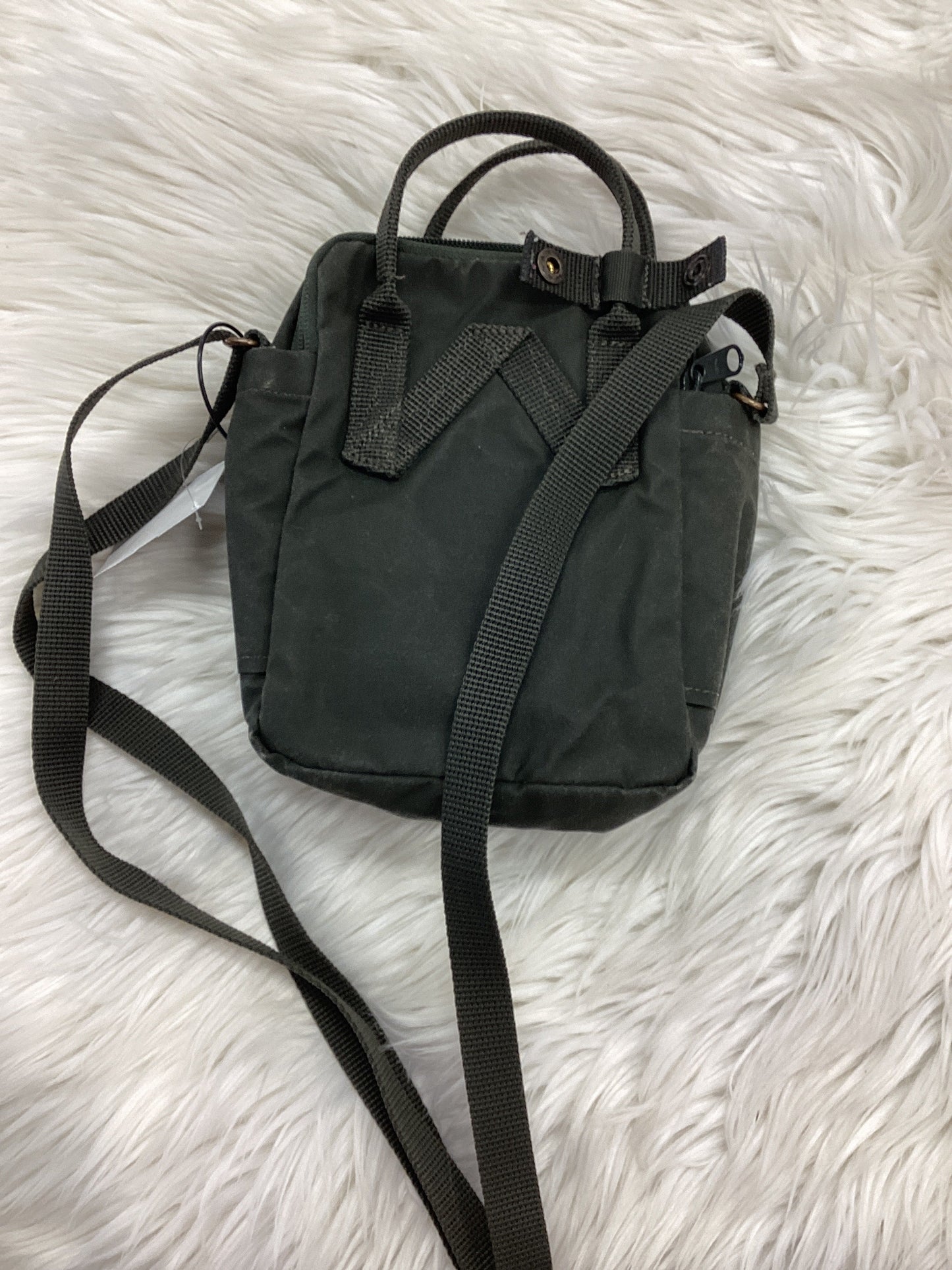 Crossbody By Cmb In Green, Size:Small