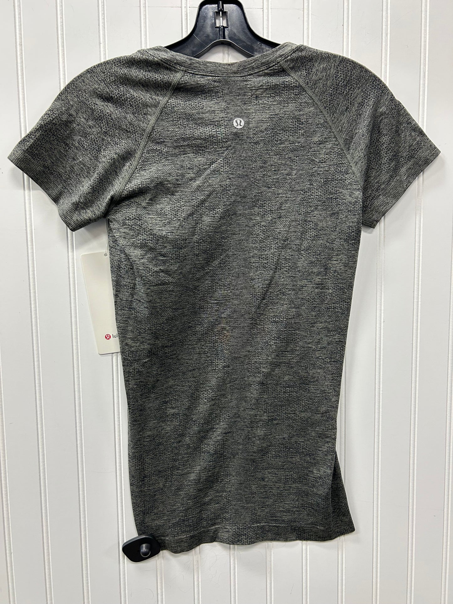 Athletic Top Ss By Lululemon In Grey, Size:6