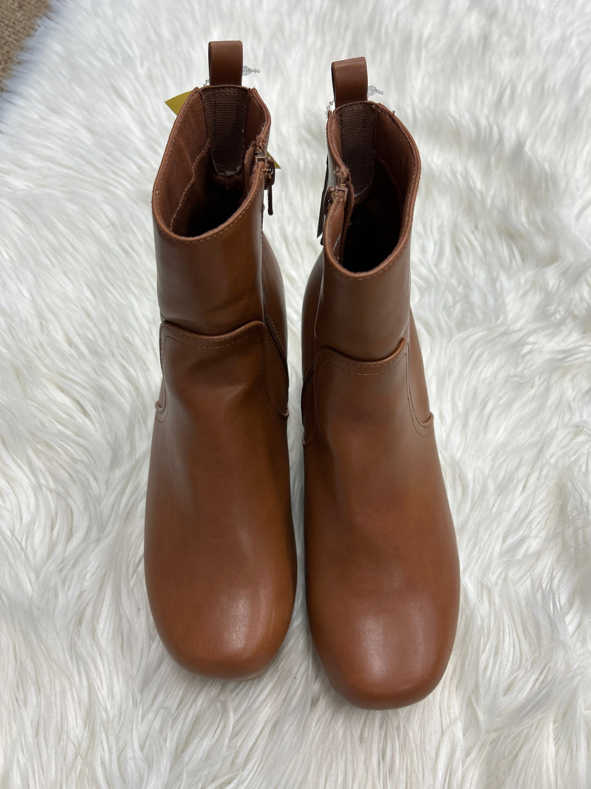 Boots Ankle Heels By Universal Thread In Brown, Size:8.5
