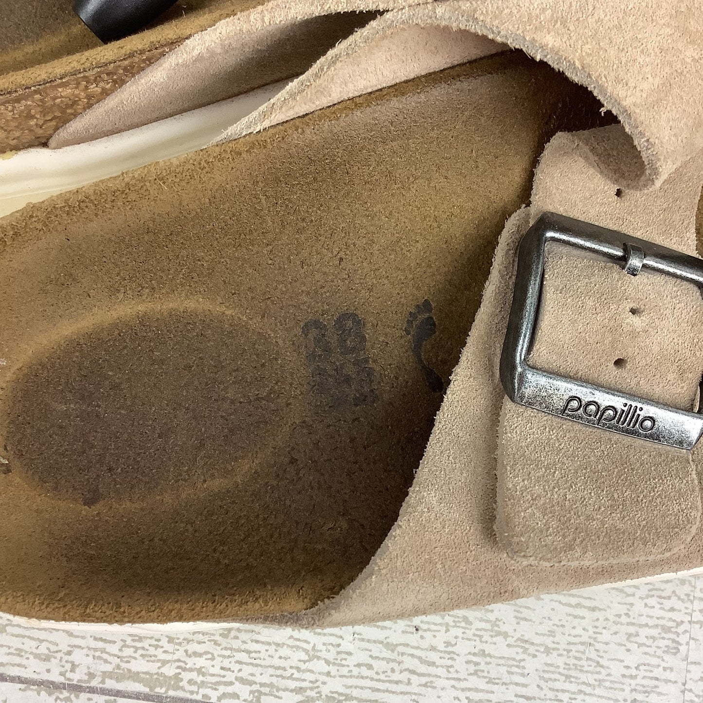 Sandals Flats By Cmc In Tan, Size: 7 (38)