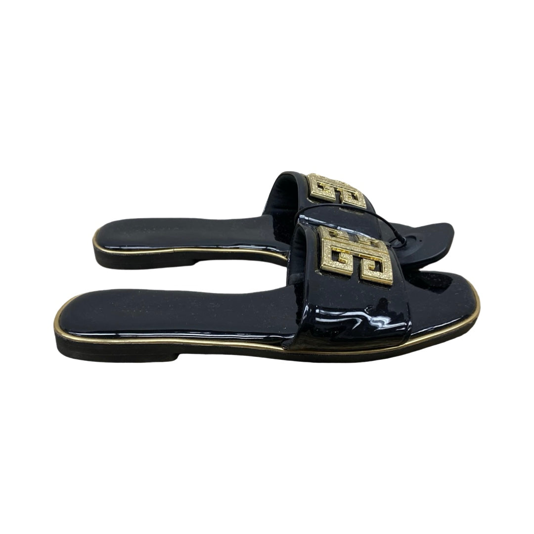 Sandals Flats By Bamboo In Black, Size:6