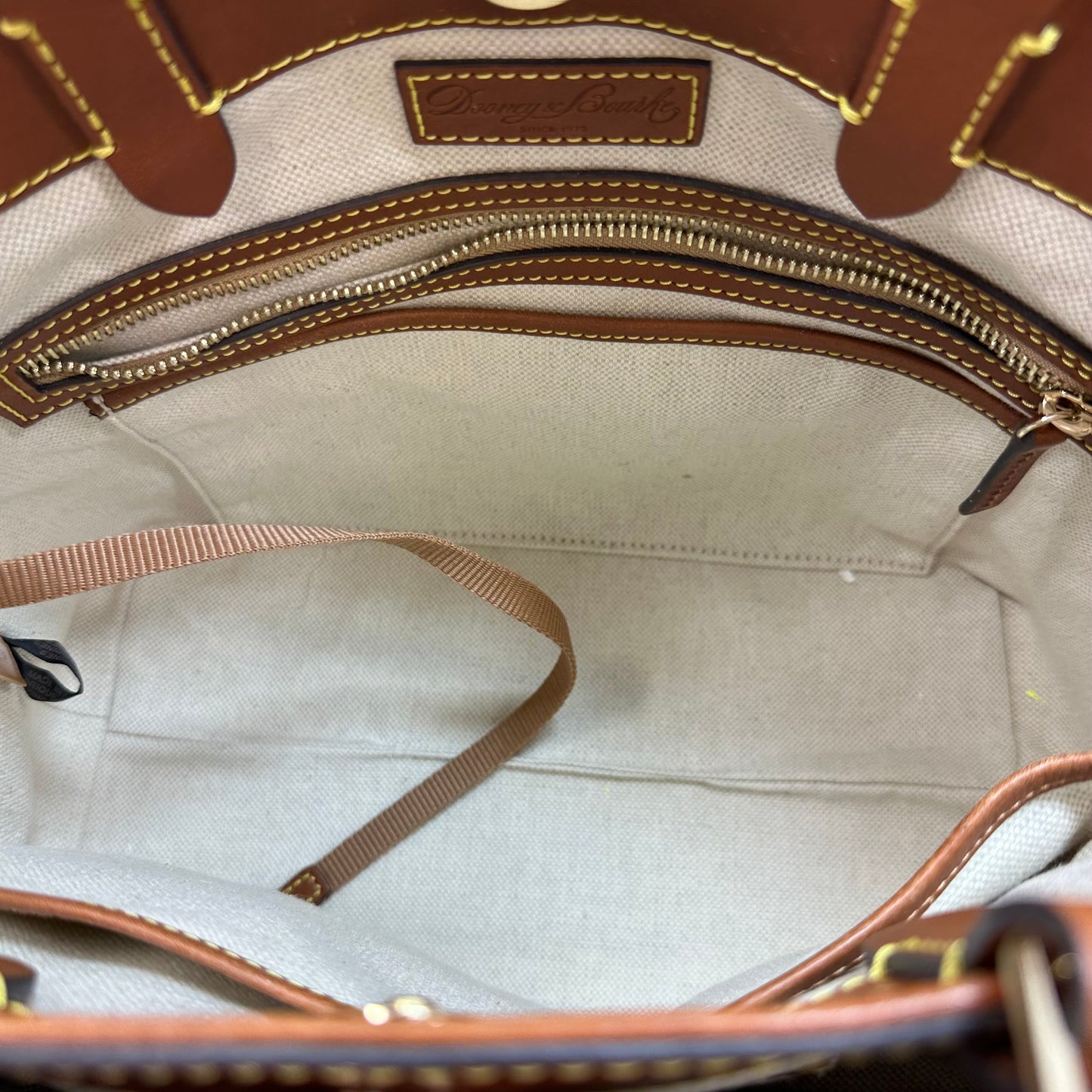 Handbag Designer By Dooney And Bourke, Size: Medium