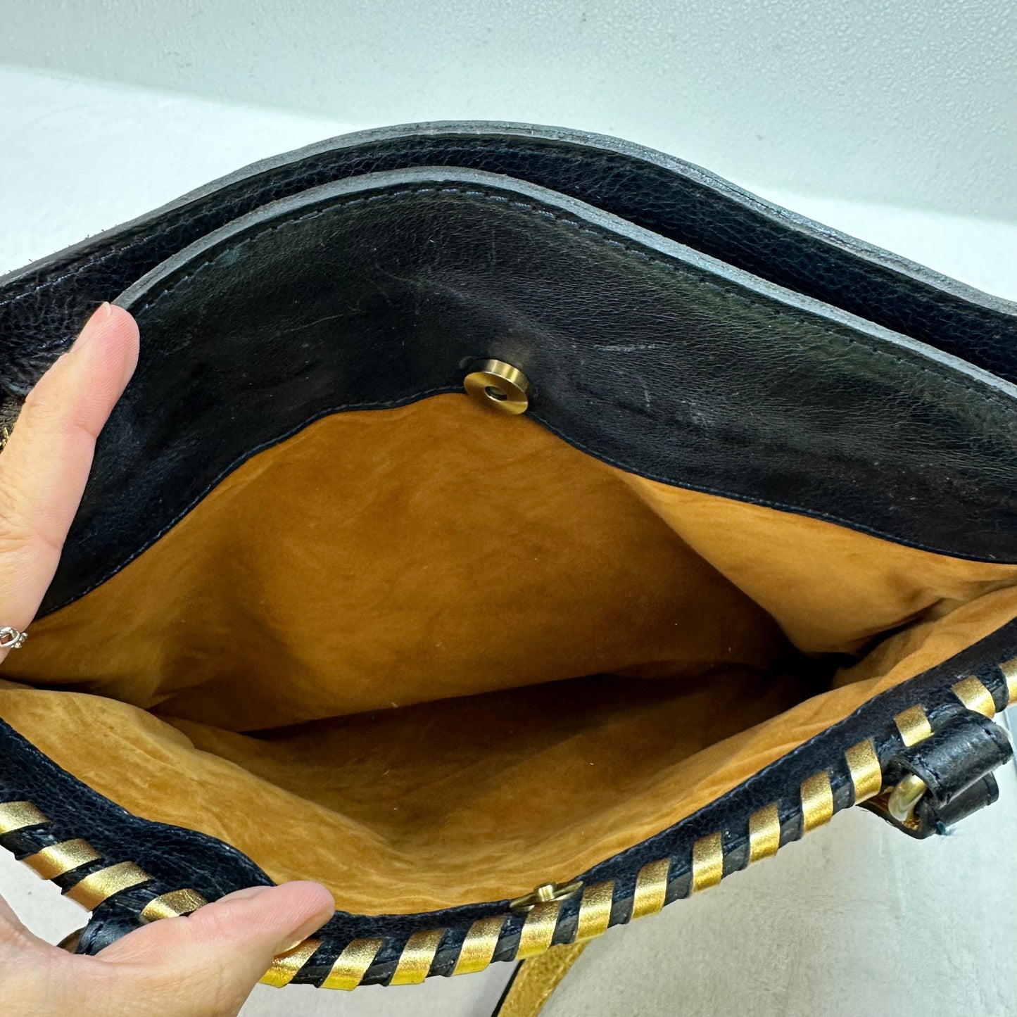 Handbag Designer By Patricia Nash, Size: Medium