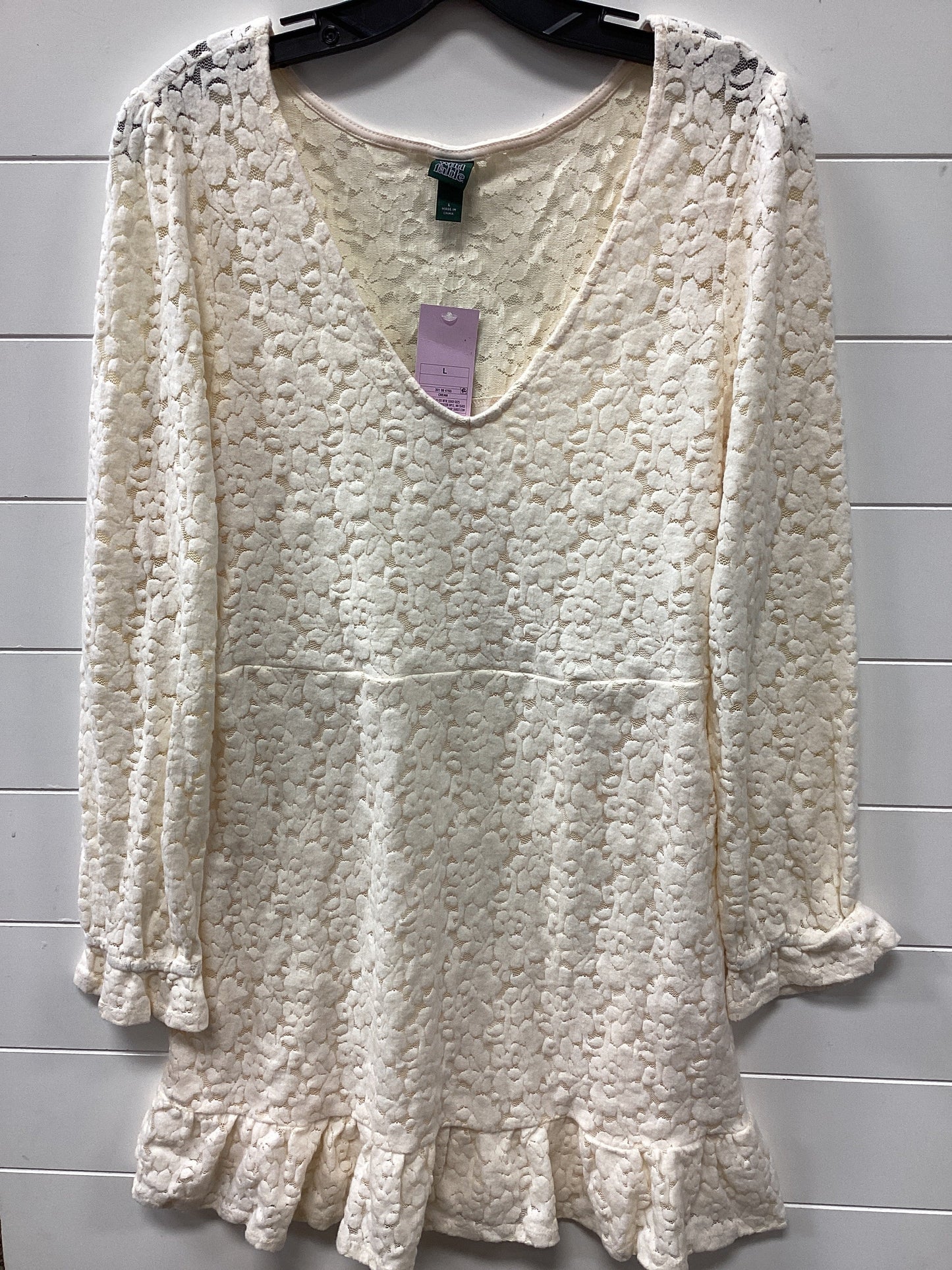 Dress Casual Short By Wild Fable In Cream, Size:L