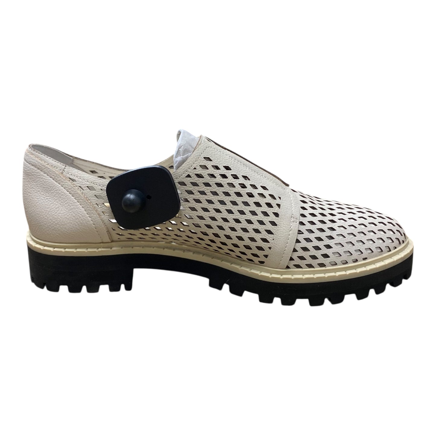 Shoes Flats By Vince Camuto In Beige, Size:11