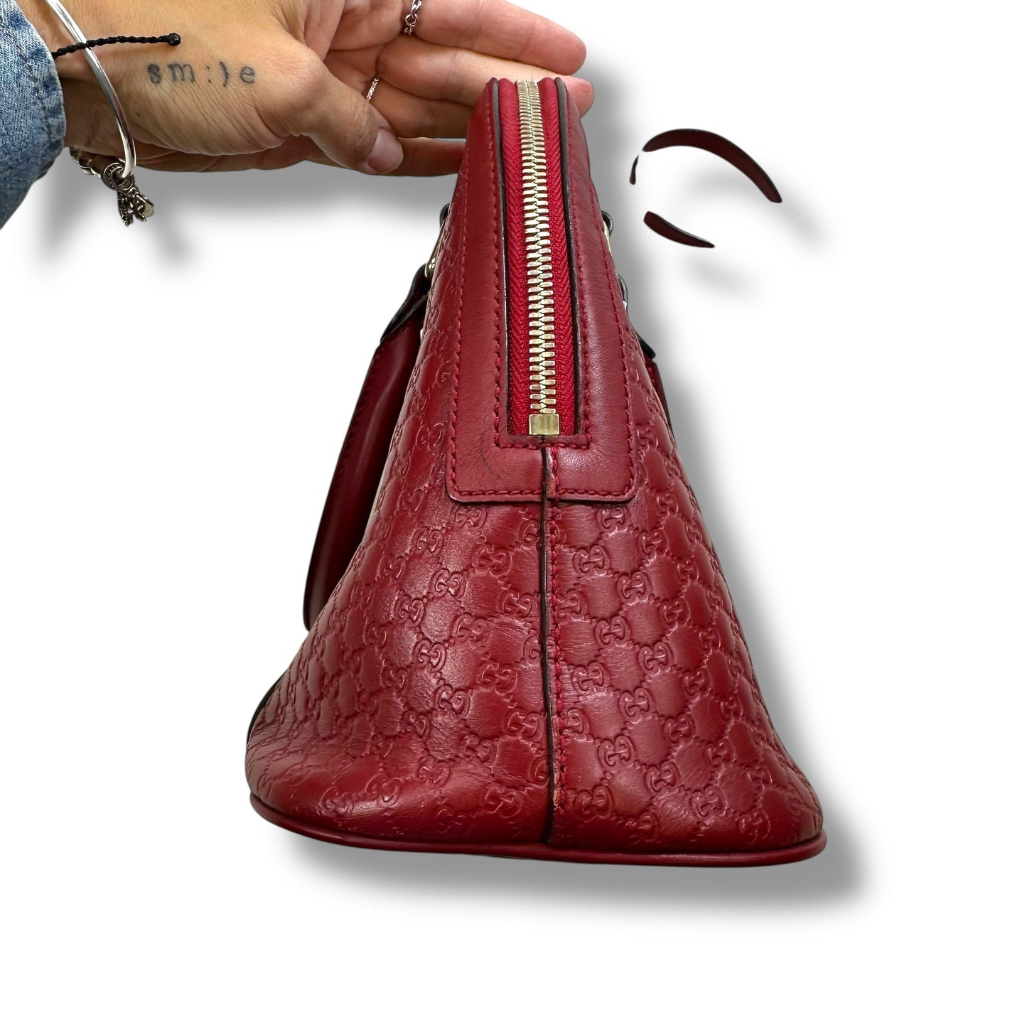 Handbag Luxury Designer By Gucci, Size: Medium