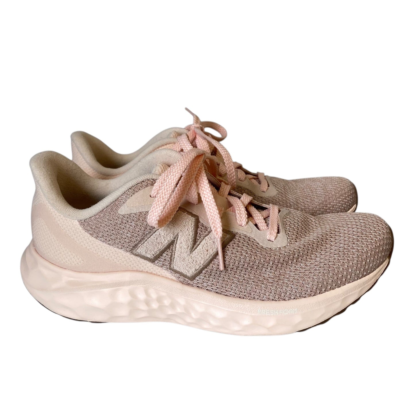 Shoes Athletic By New Balance In Peach, Size:8.5