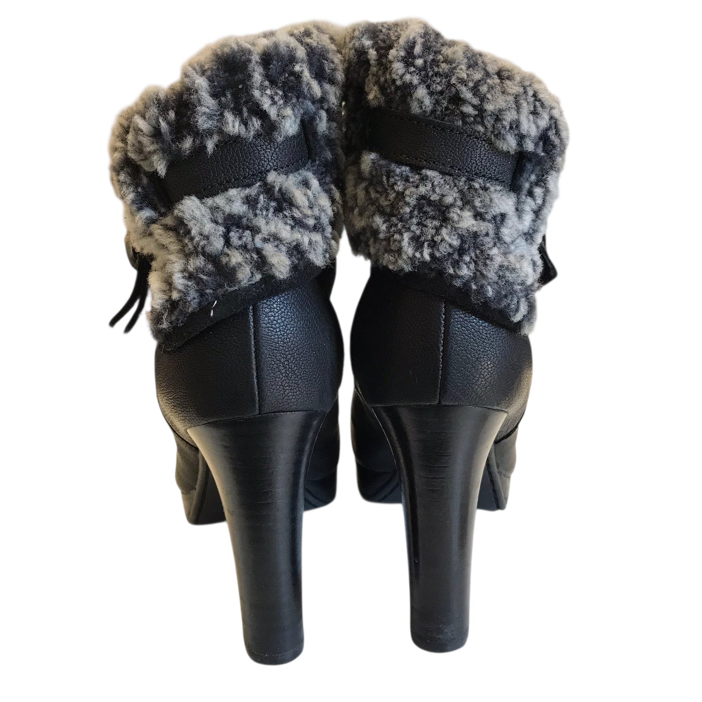 Boots Designer By Ugg In Black & Grey, Size:7