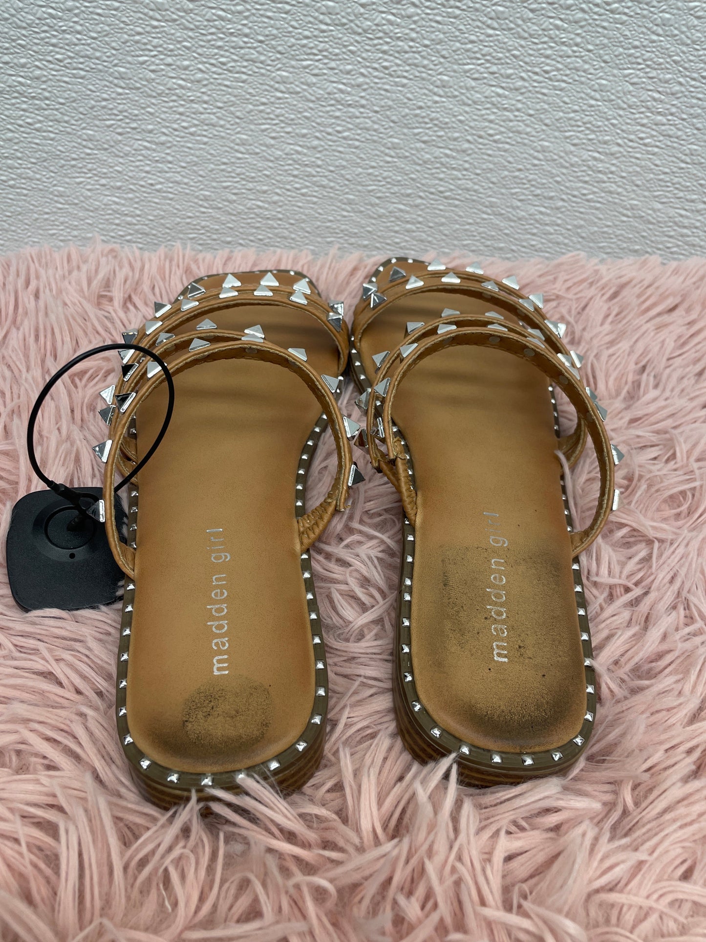 Sandals Flats By Madden Girl  Size: 7.5