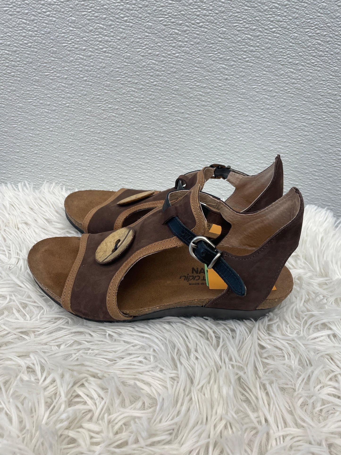 Sandals Heels Wedge By Clothes Mentor  Size: 7