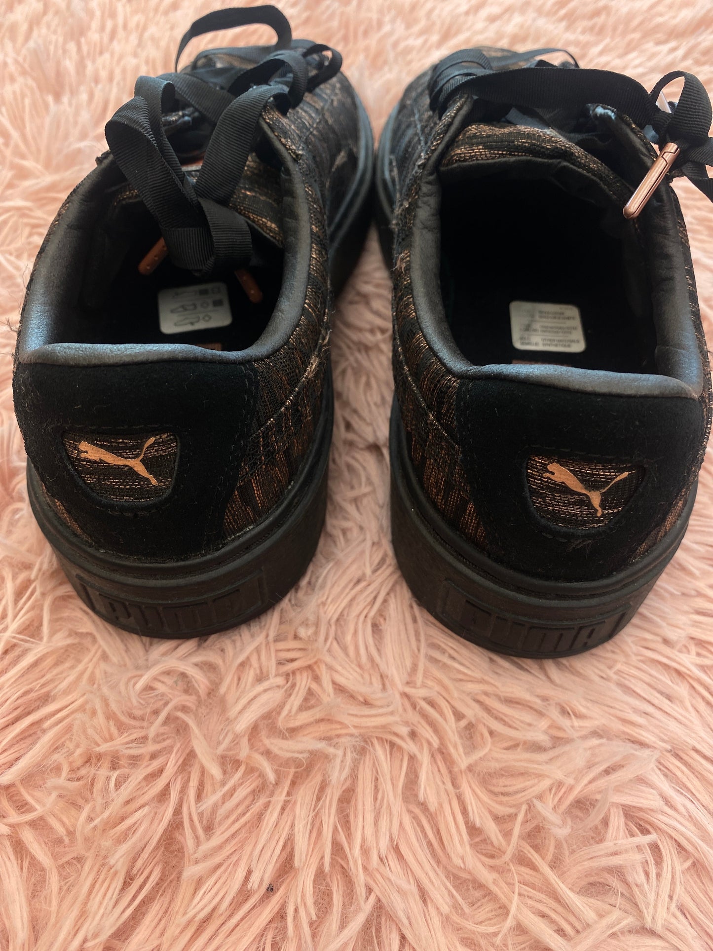 Black Gold Shoes Sneakers Puma, Size 9.5