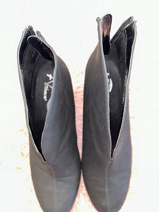 Boots Ankle Heels By Aerosoles  Size: 10