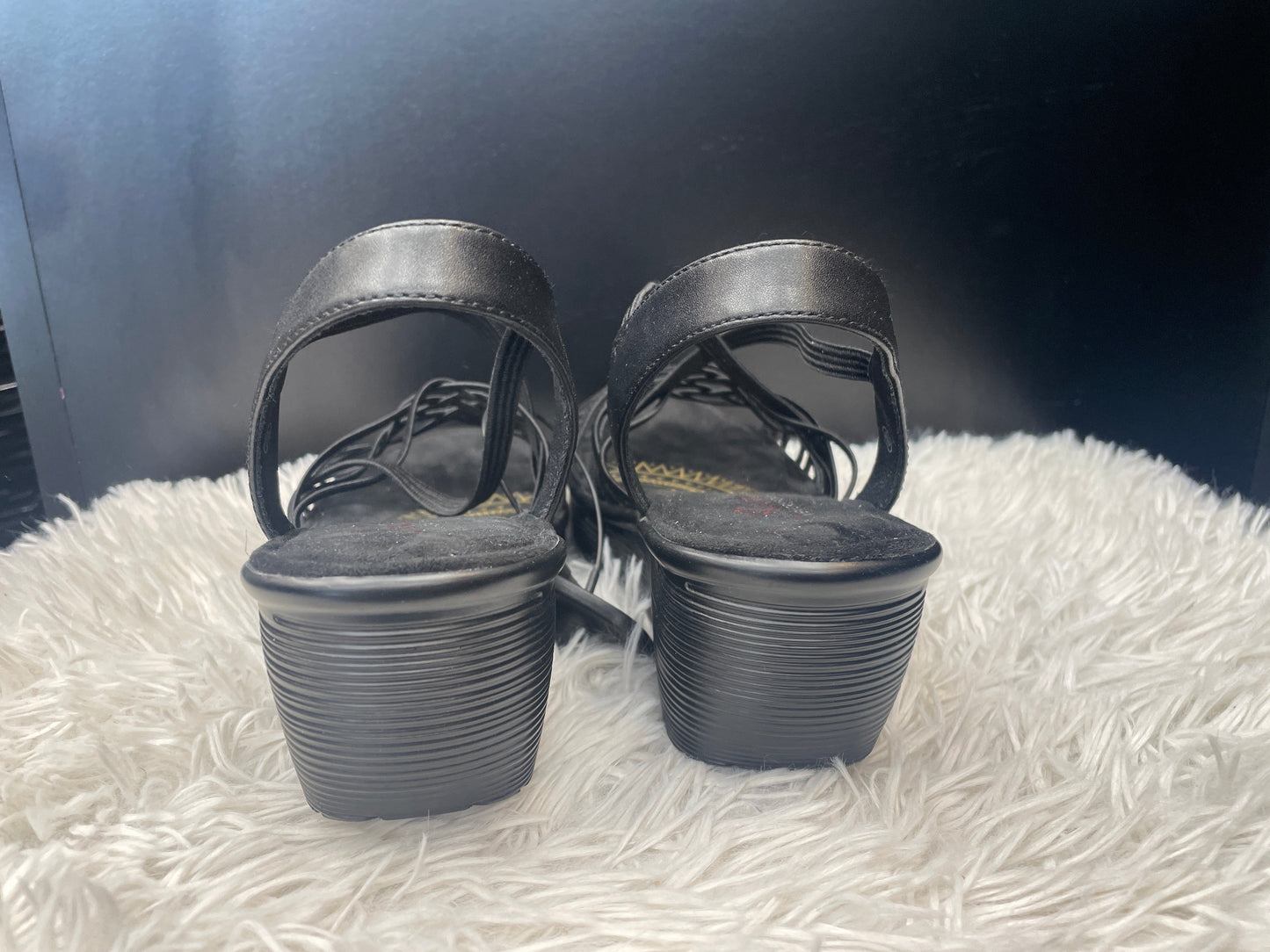 Black Sandals Heels Wedge Skechers, Size 10