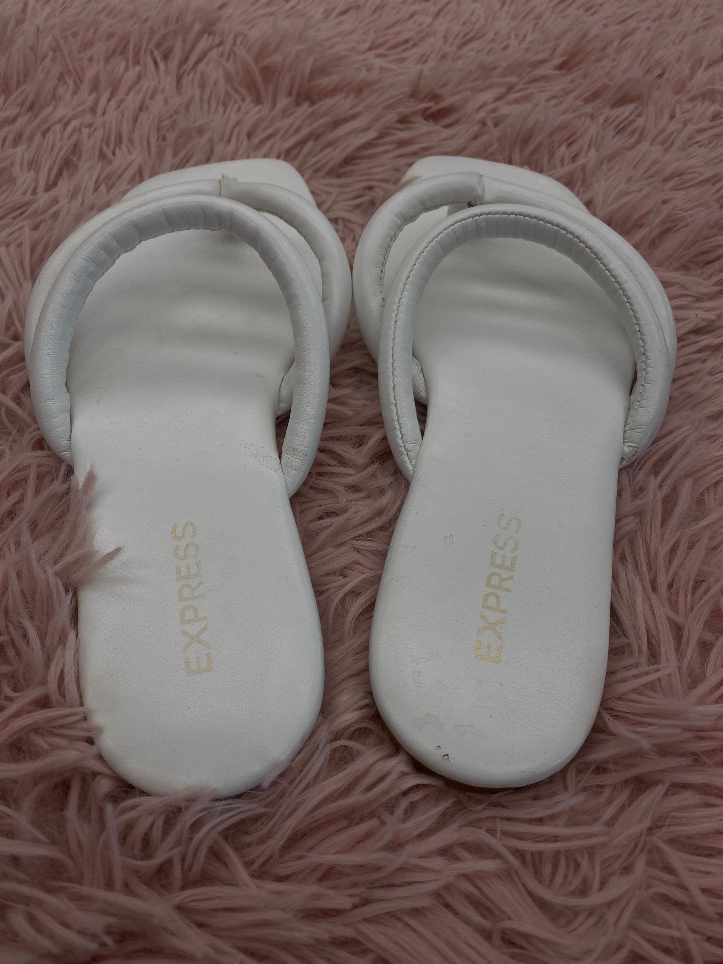 White Sandals Flip Flops Express, Size 6