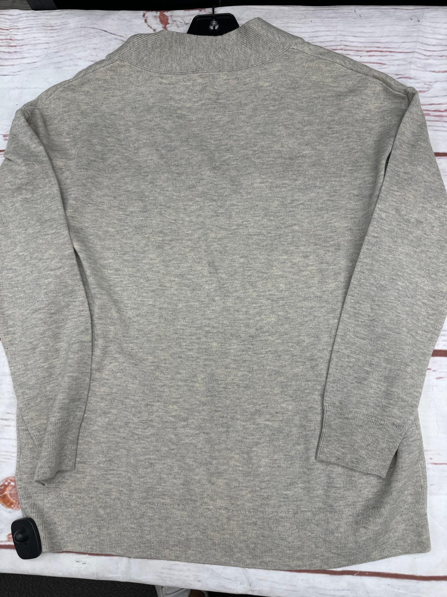 Sweater By Gap In Grey, Size: S