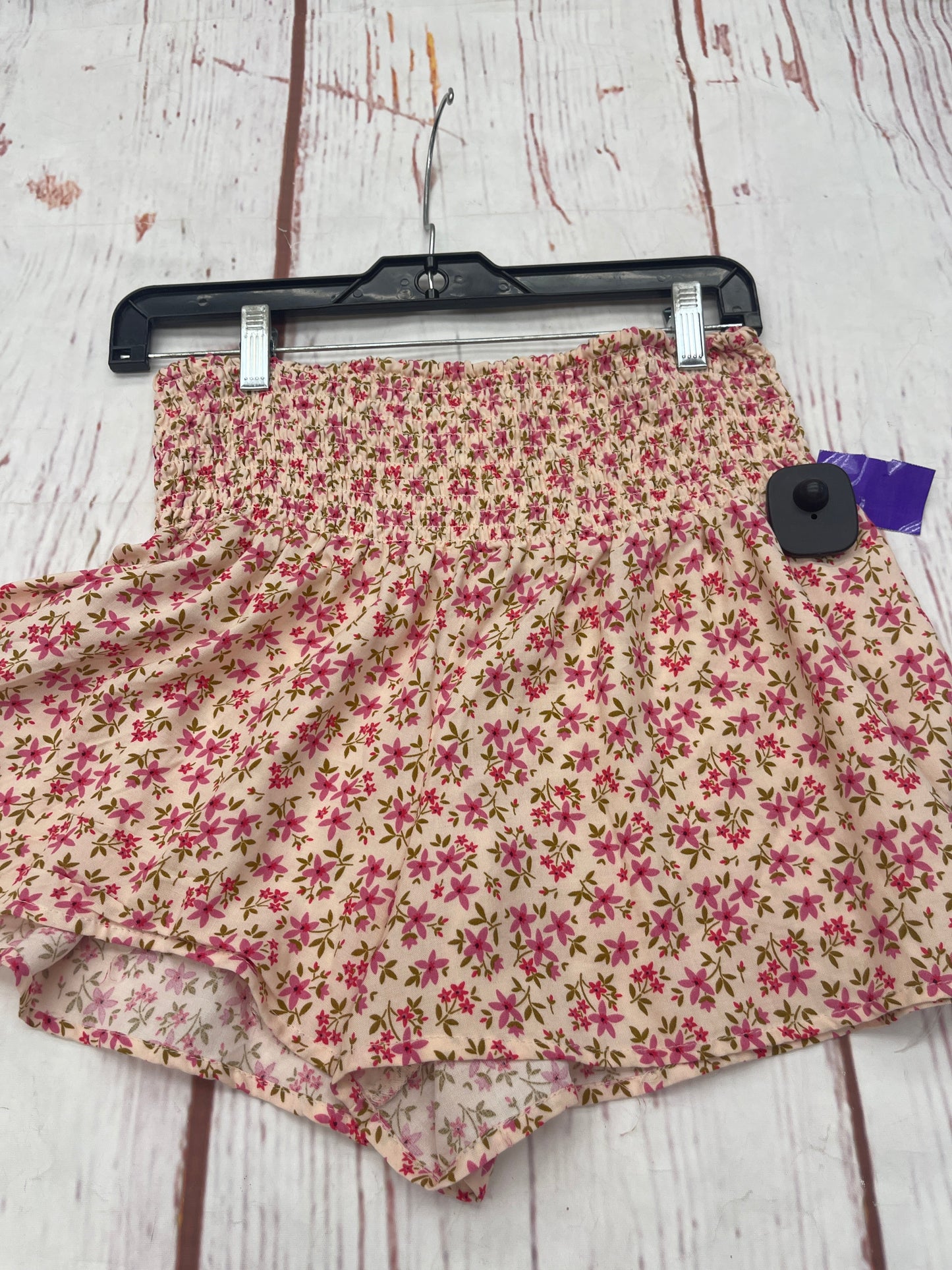 Floral Shorts Clothes Mentor, Size M