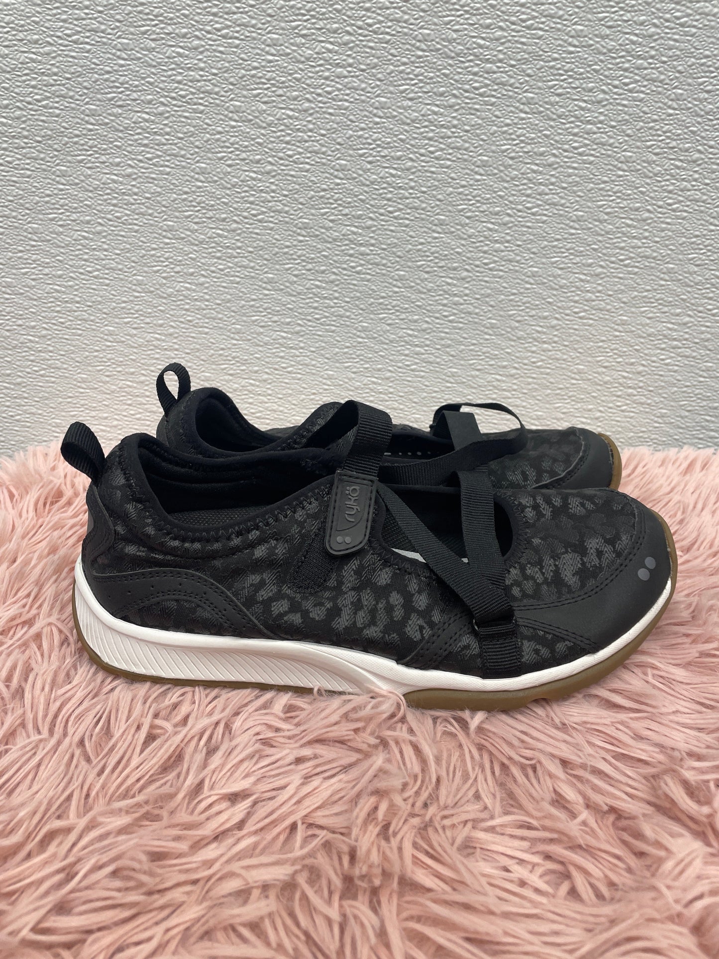 Shoes Athletic By Ryka  Size: 8.5