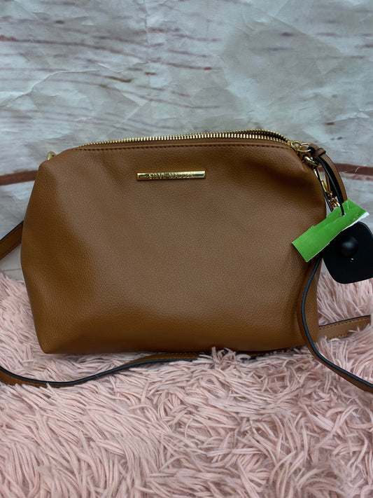 Handbag By Steve Madden  Size: Medium