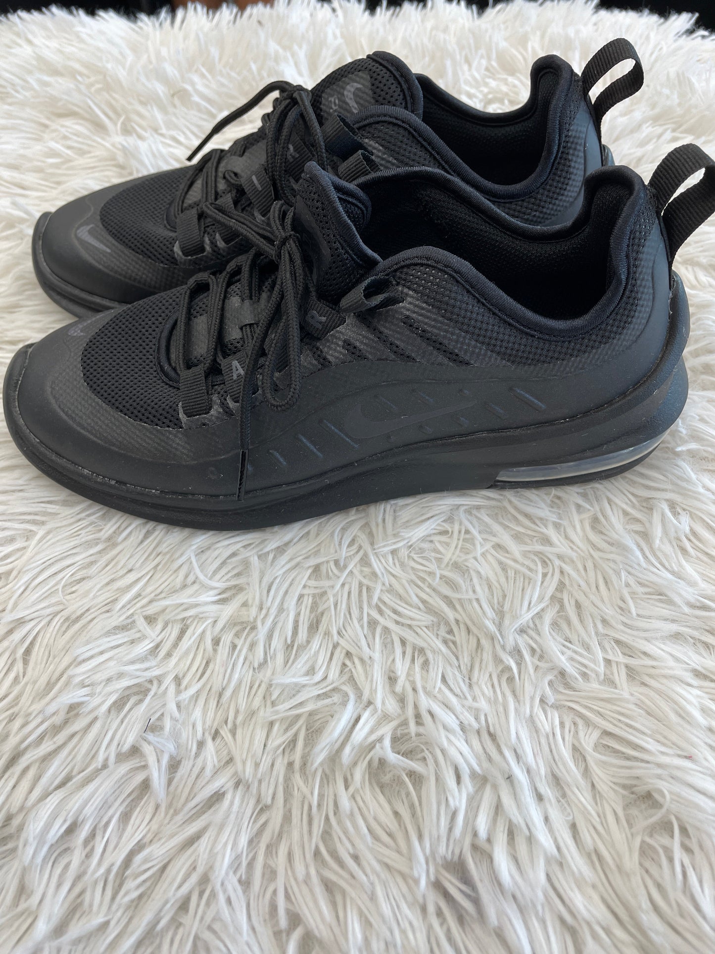 Black Shoes Athletic Nike, Size 6.5