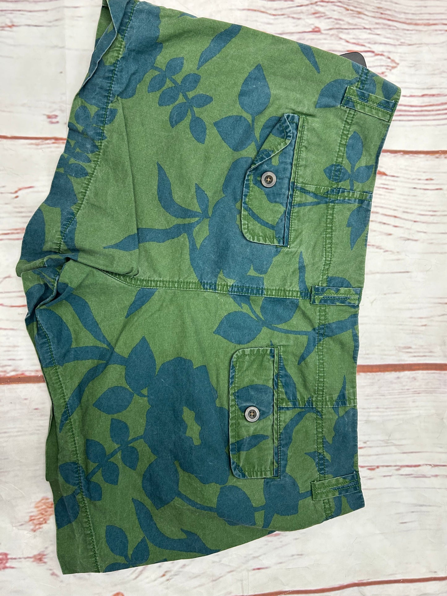 Shorts By Old Navy In Print, Size: 14