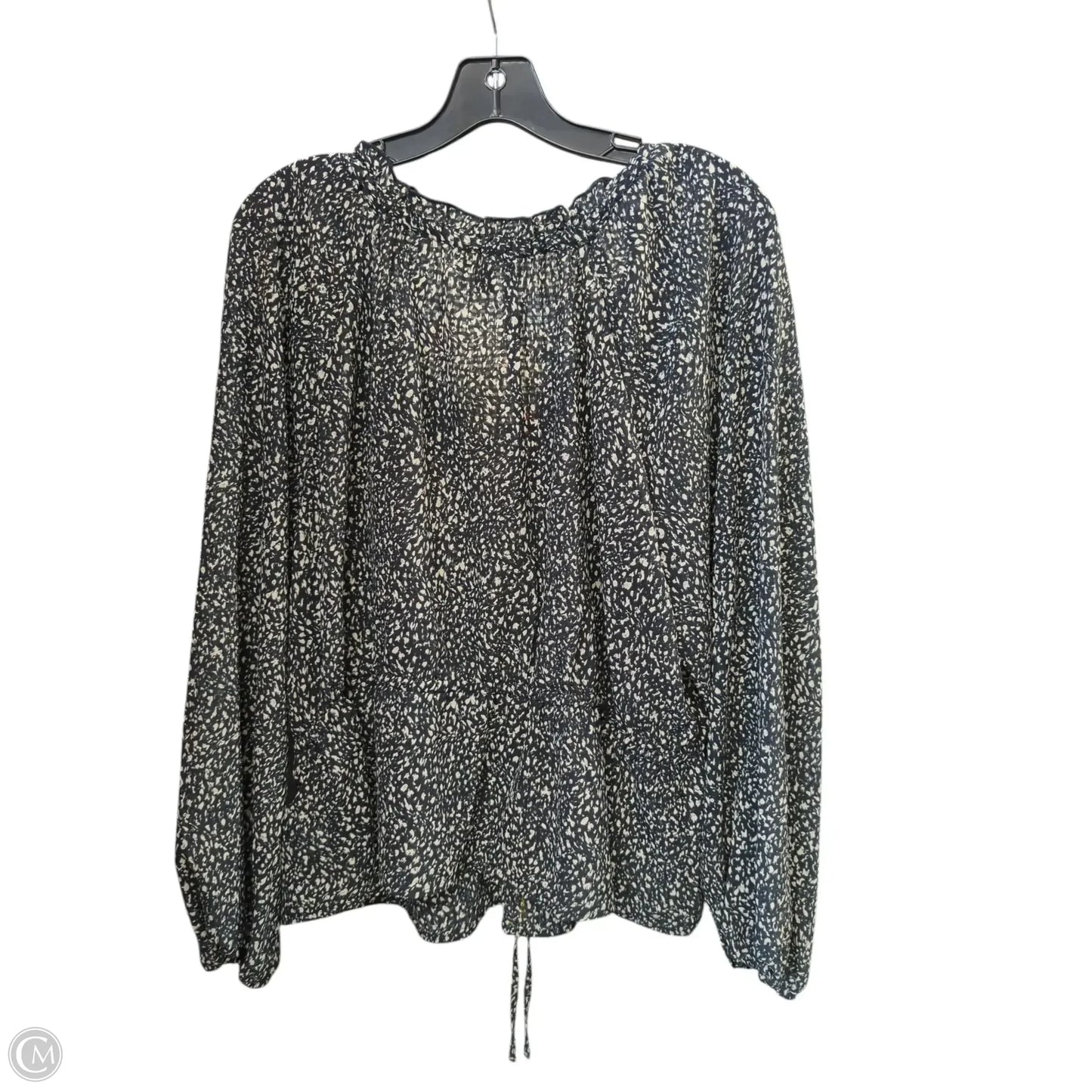 Top Long Sleeve By Universal Thread In Black & White, Size: 2x