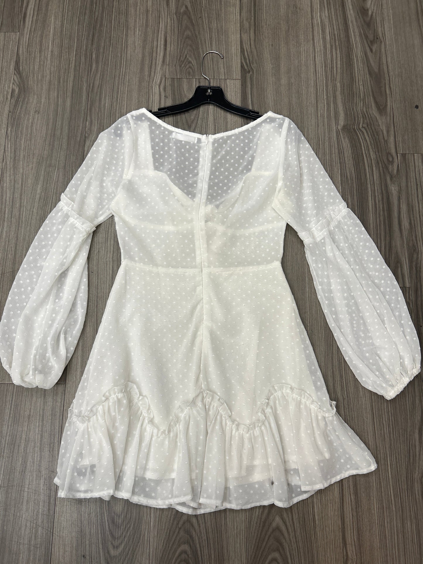 Dress Party Short By Clothes Mentor In White, Size: S