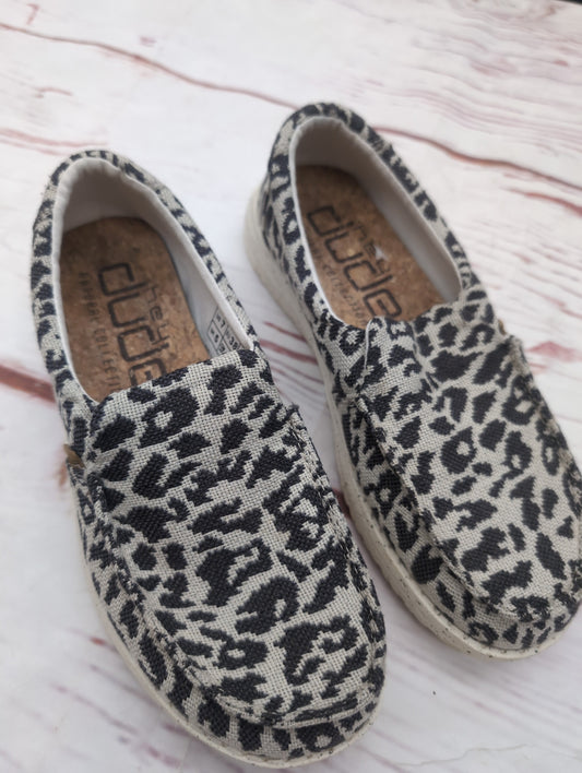 Shoes Sneakers By Clothes Mentor In Animal Print, Size: 7