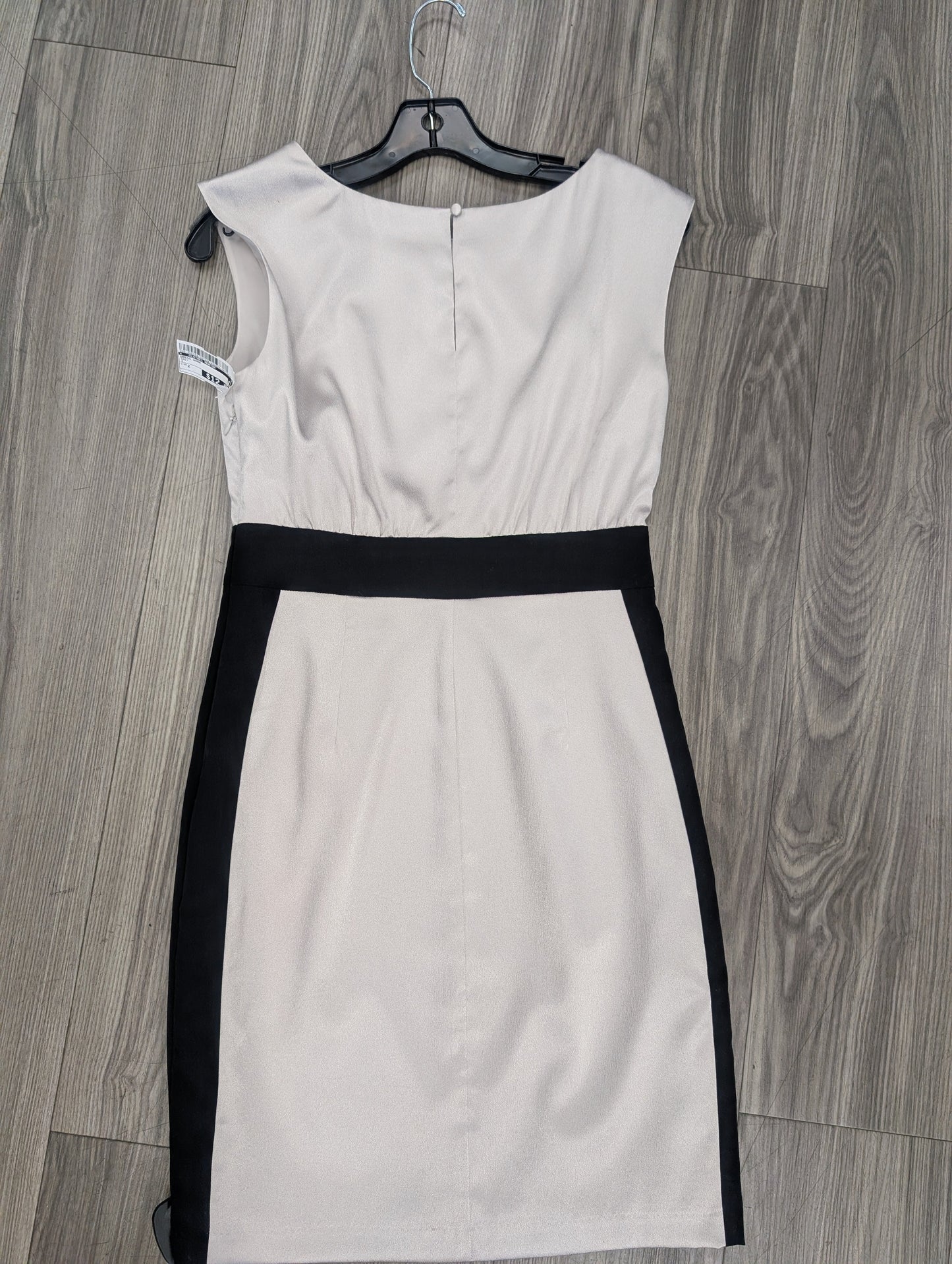 Dress Work By Clothes Mentor In Grey, Size: 2