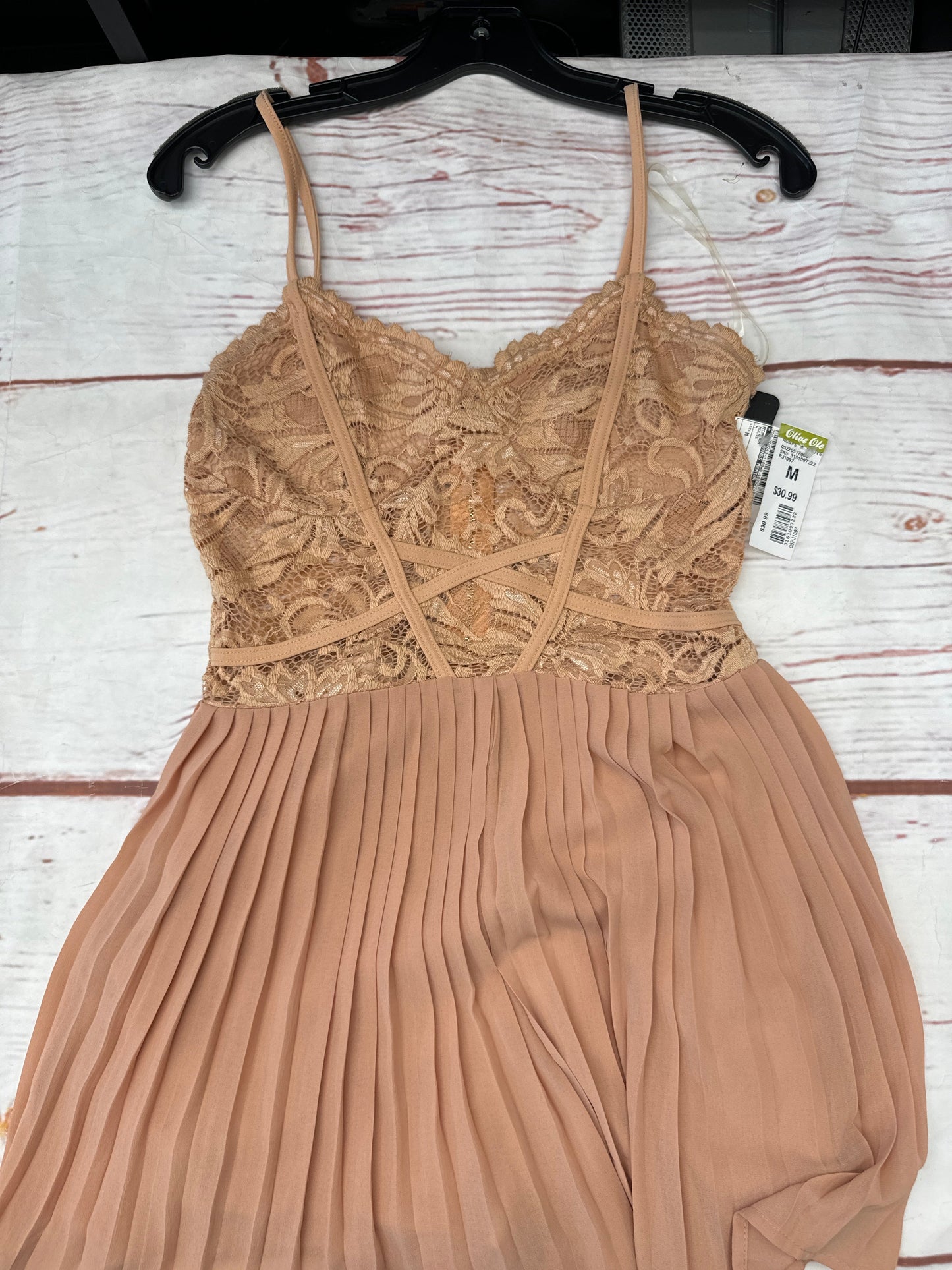 Romper By Clothes Mentor In Mauve, Size: M