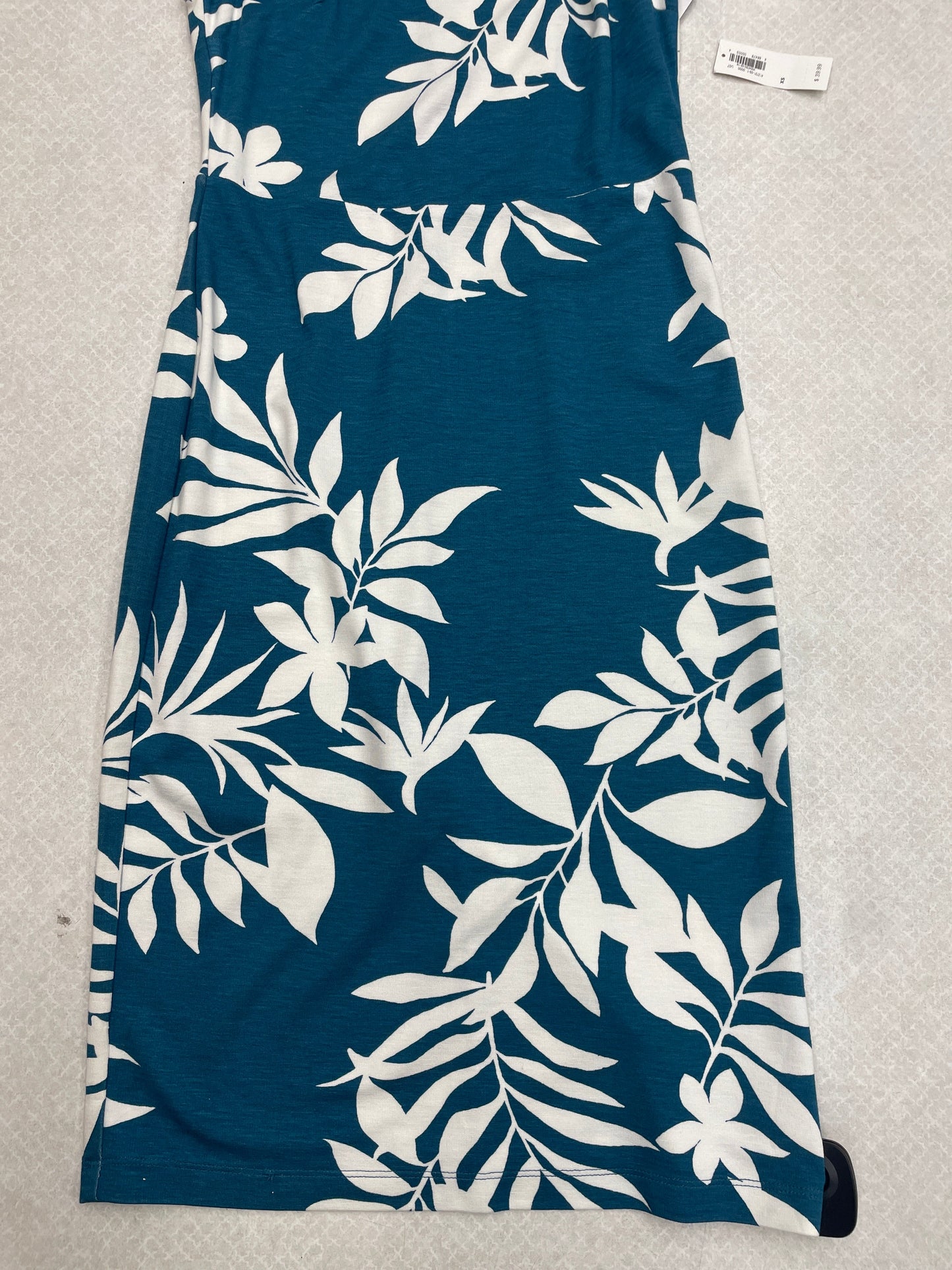 Dress Casual Midi By Old Navy In Blue White, Size: Xs