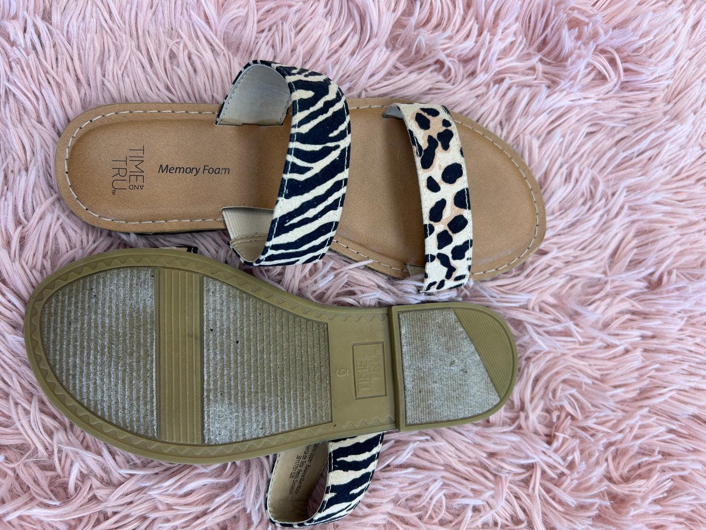 Sandals Flats By Time And Tru In Animal Print, Size: 6