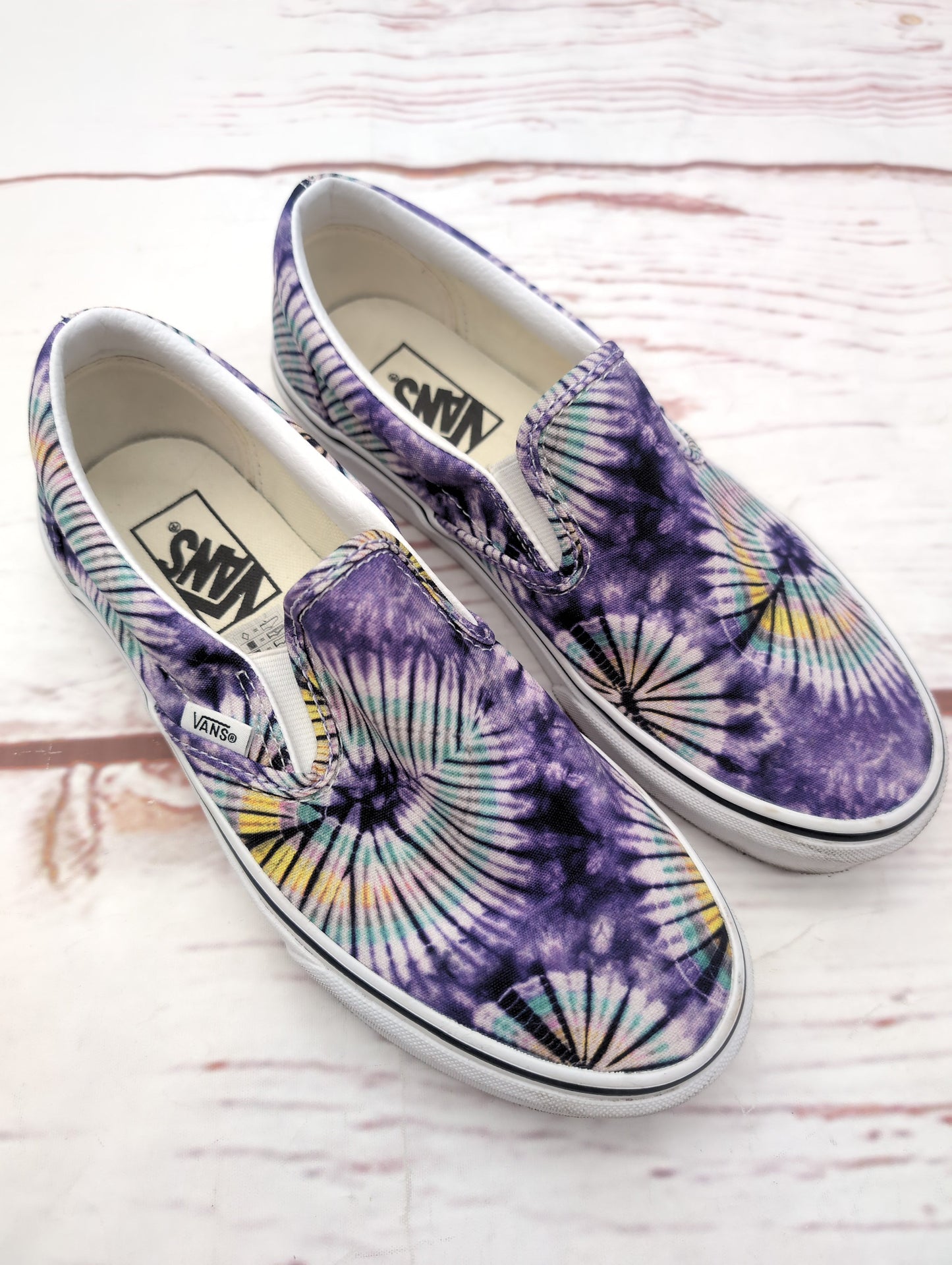 Shoes Sneakers By Vans In Purple, Size: 8