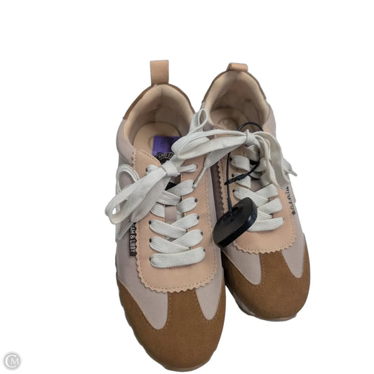 Shoes Sneakers By Sam And Libby In Tan, Size: 6.5