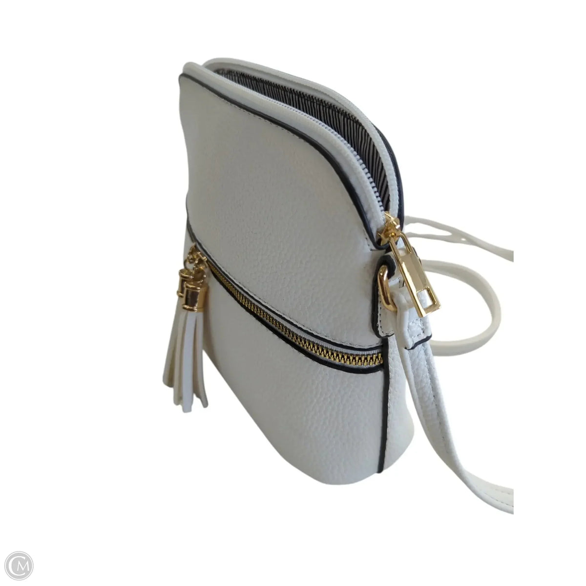 Crossbody By Clothes Mentor, Size: Medium