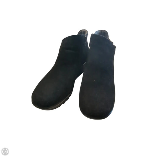 Boots Ankle Heels By Clothes Mentor In Black, Size: 10