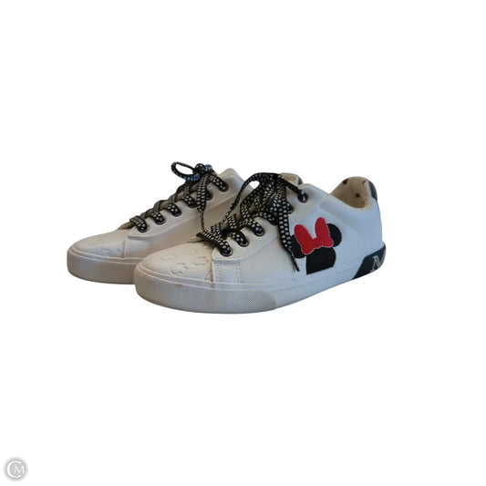 Shoes Sneakers By Clothes Mentor In White, Size: 8