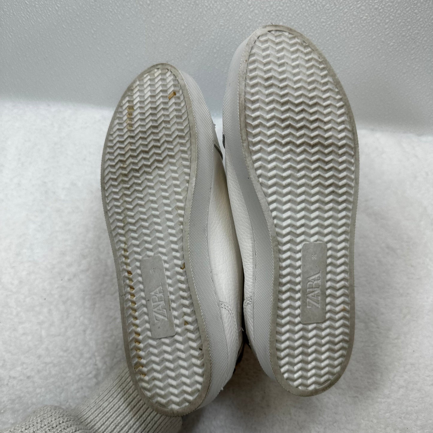 White Shoes Flats Boat Zara, Size 7.5