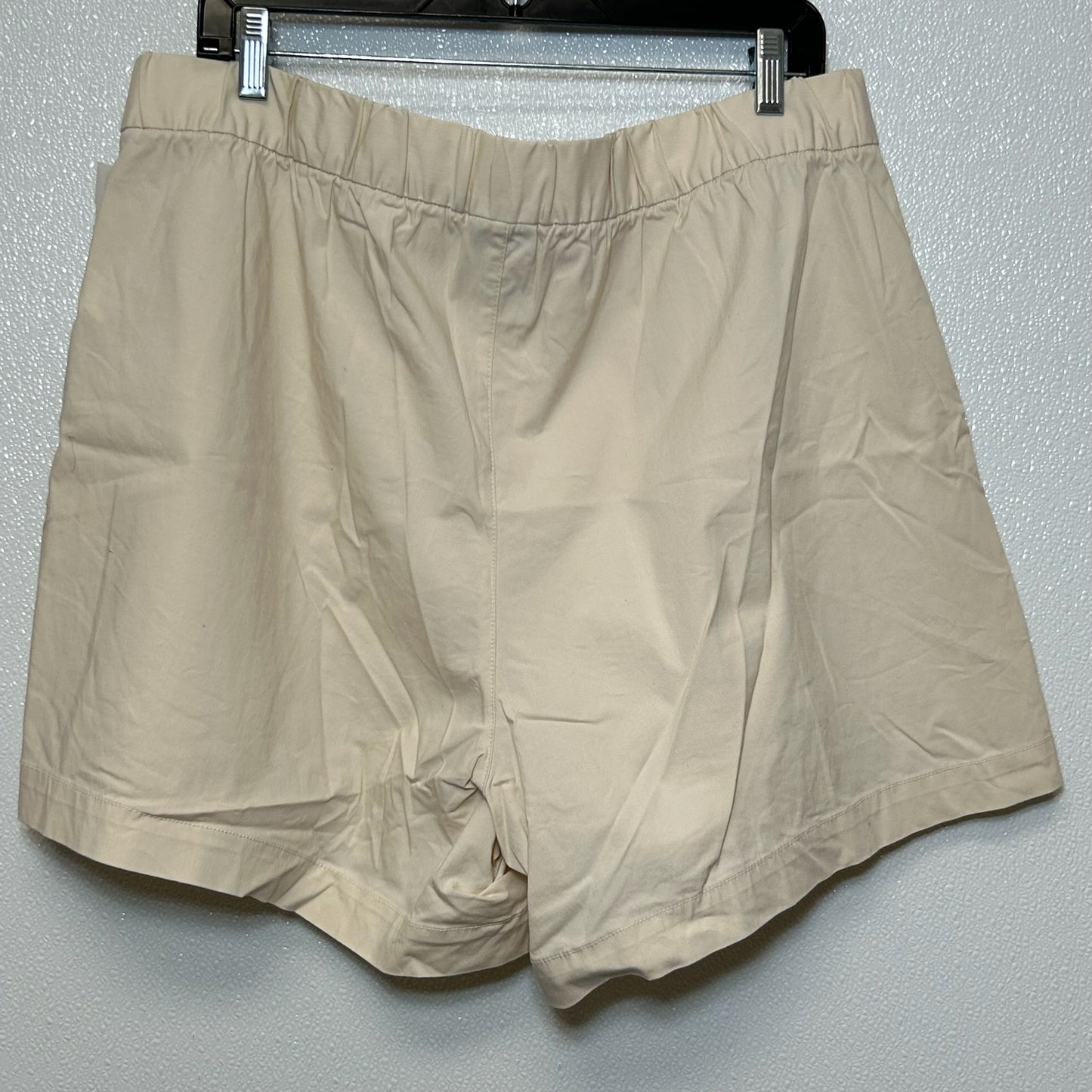 Shorts By Gap O In Bone, Size: Xl