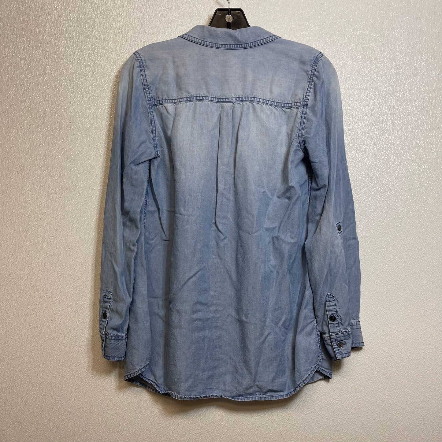 Top Long Sleeve By Clothes Mentor In Denim, Size: S