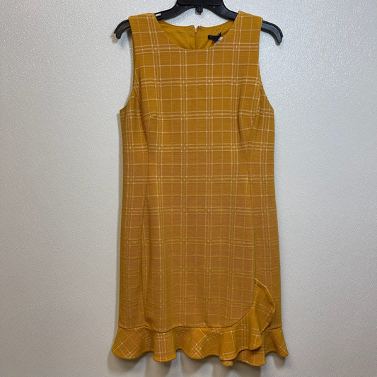 Dress Casual Short By Ann Taylor O In Mustard, Size: 8