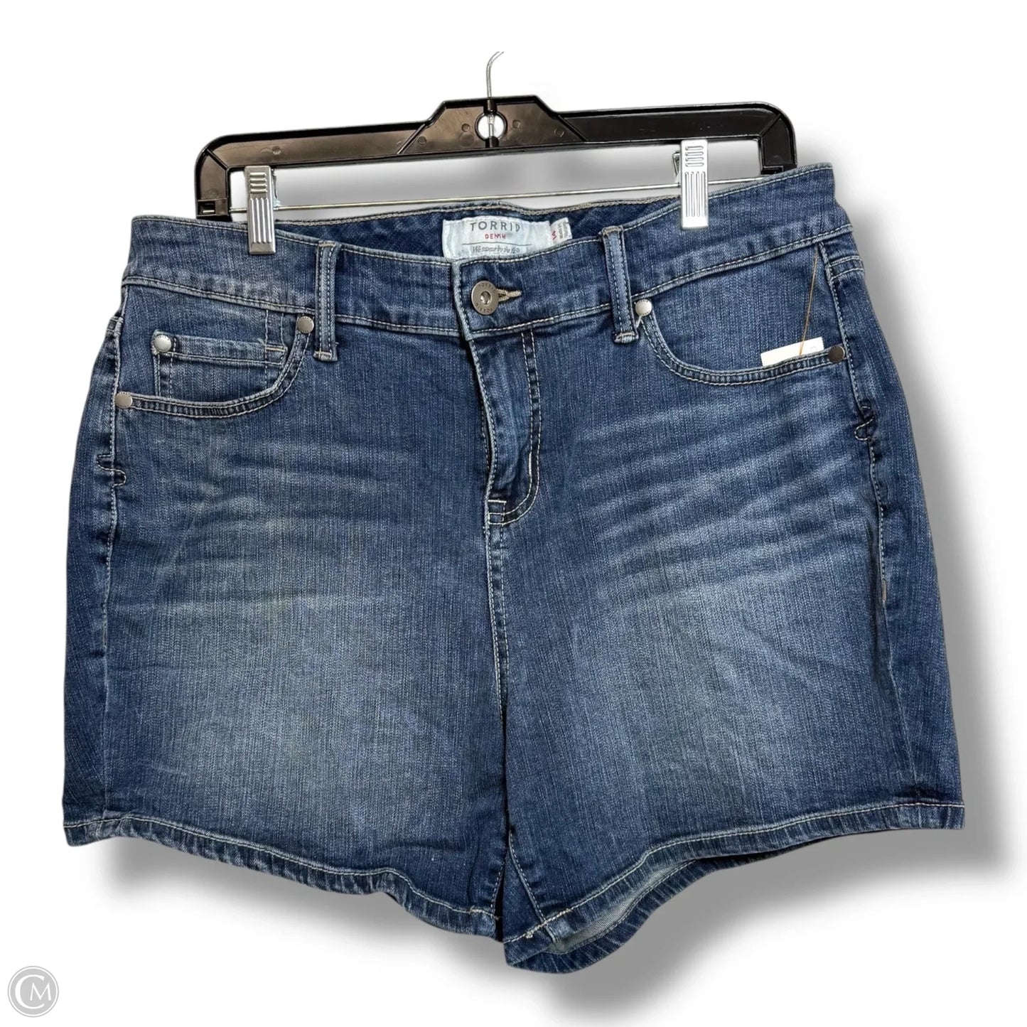 Shorts By Torrid In Blue Denim, Size: 14