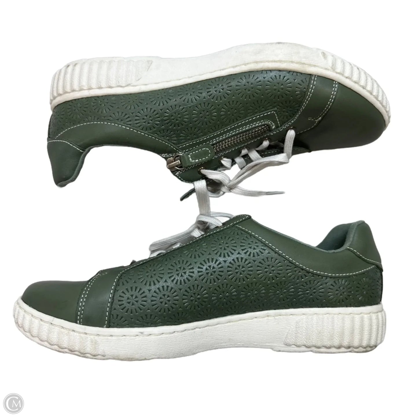 Shoes Flats By Clarks In Green, Size: 9.5