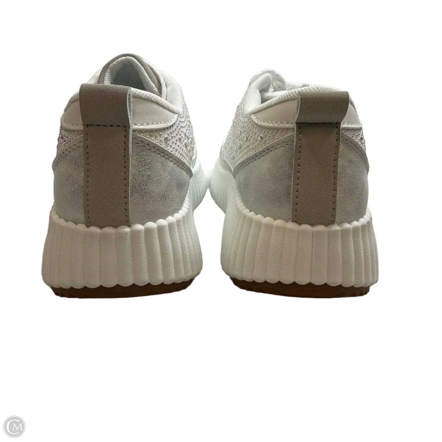 Shoes Sneakers By Clothes Mentor In White, Size: 8