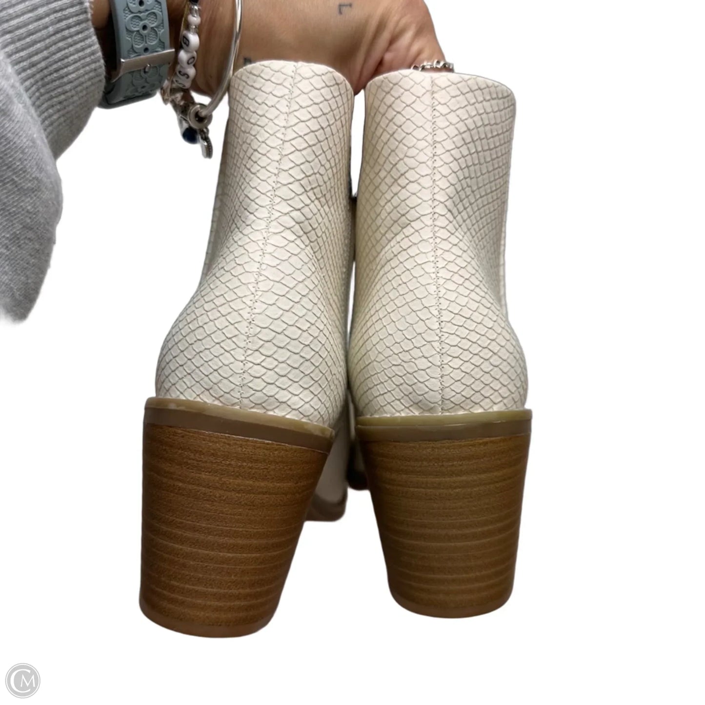 Boots Ankle Heels By Universal Thread In White, Size: 9