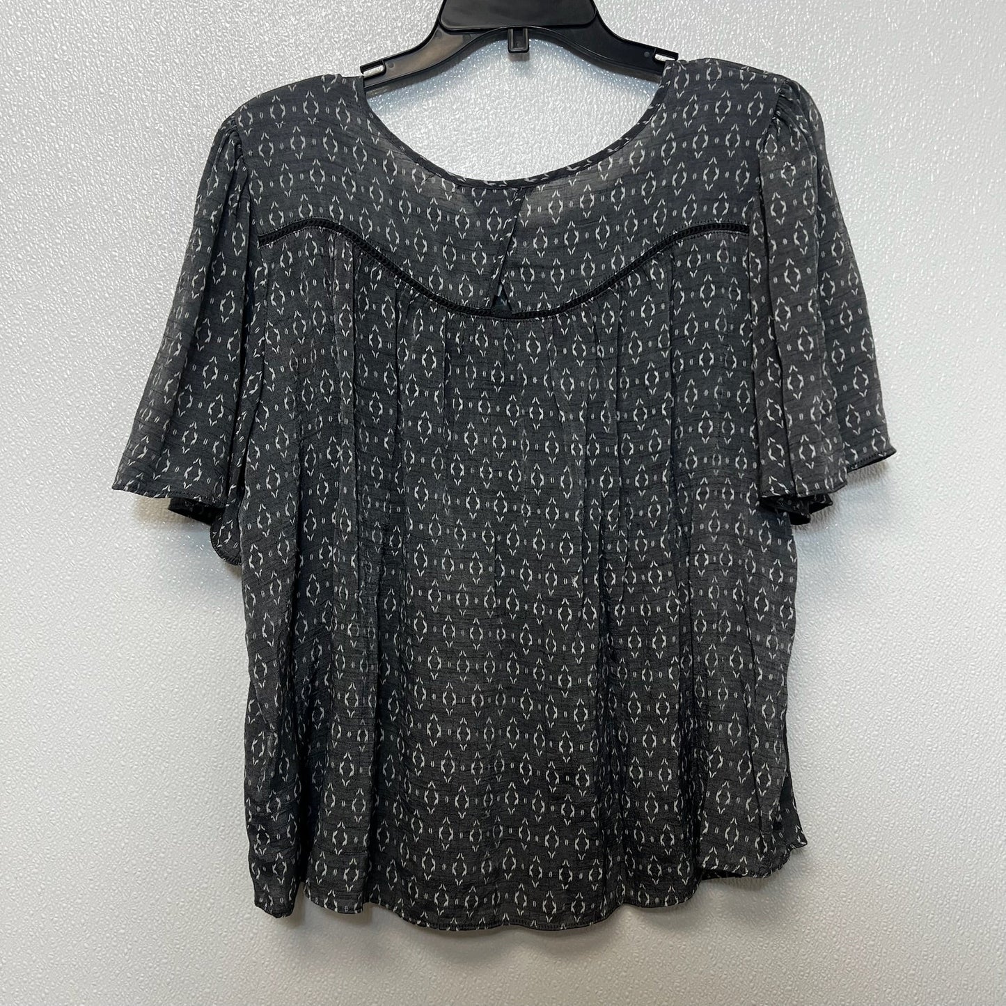 Top Short Sleeve By Nanette Lepore In Grey, Size: Xl