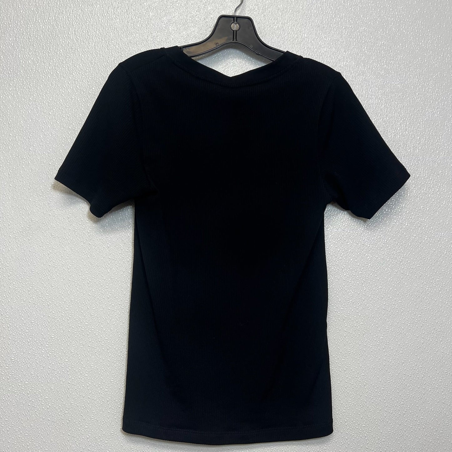 Athletic Top Short Sleeve By Athleta In Black, Size: M