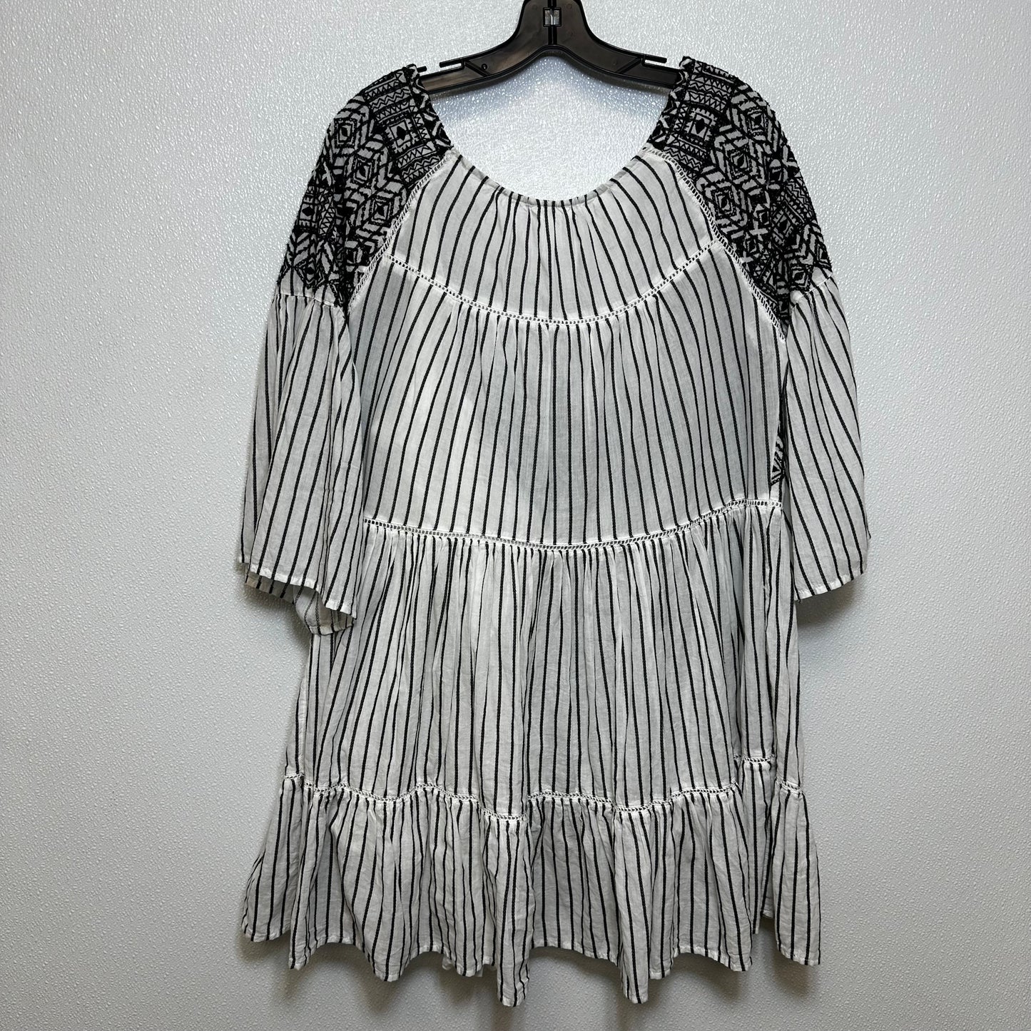 Tunic 3/4 Sleeve By Free People In Black White, Size: M