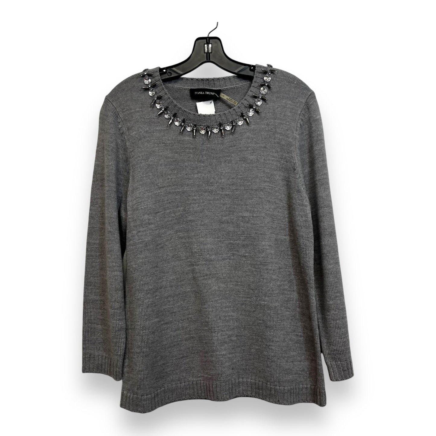 Sweater By Ivanka Trump In Grey, Size: L