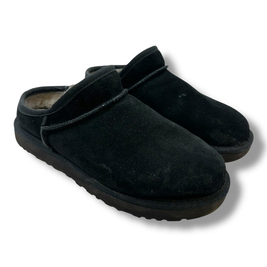 Shoes Flats By Ugg In Black, Size: 9