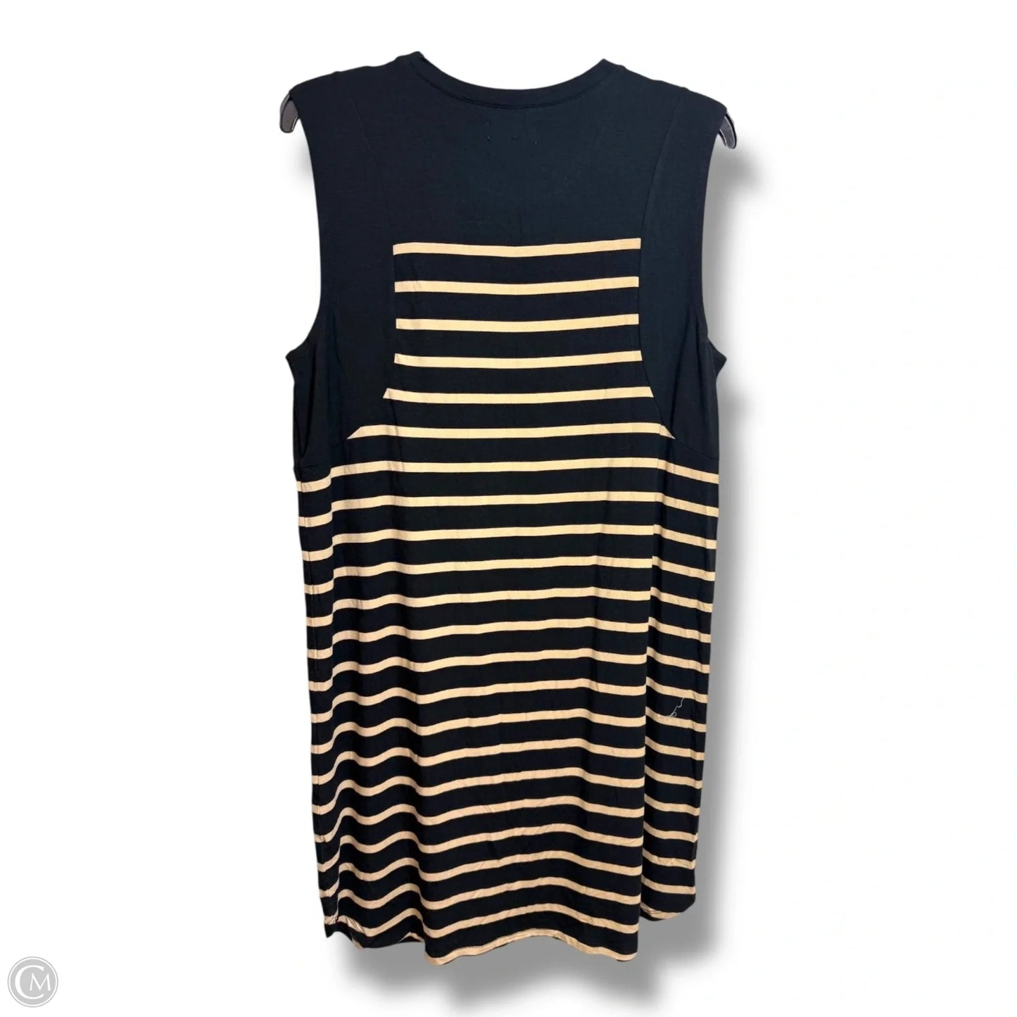 Dress Casual Short By Maurices In Striped Pattern, Size: M